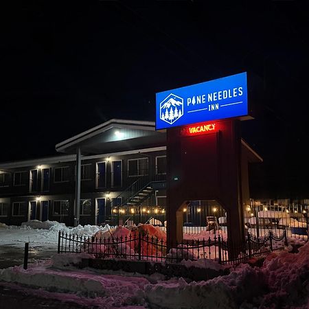 Pine Needles Inn Mount Shasta Εξωτερικό φωτογραφία
