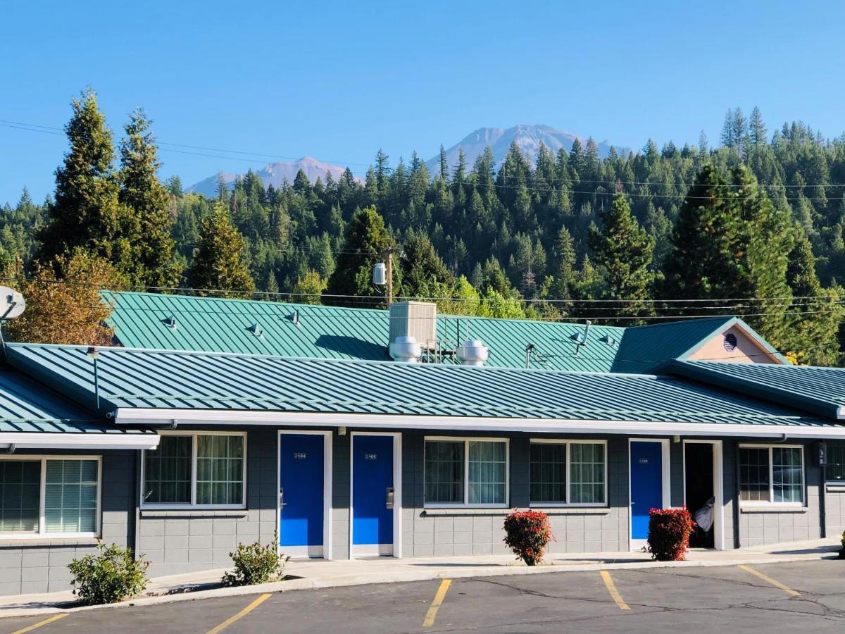 Pine Needles Inn Mount Shasta Εξωτερικό φωτογραφία