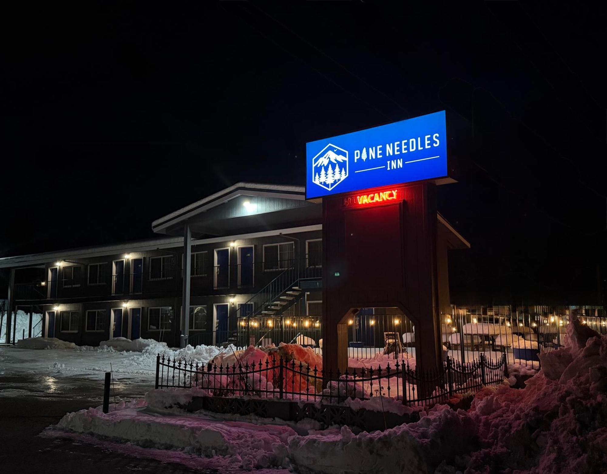 Pine Needles Inn Mount Shasta Εξωτερικό φωτογραφία