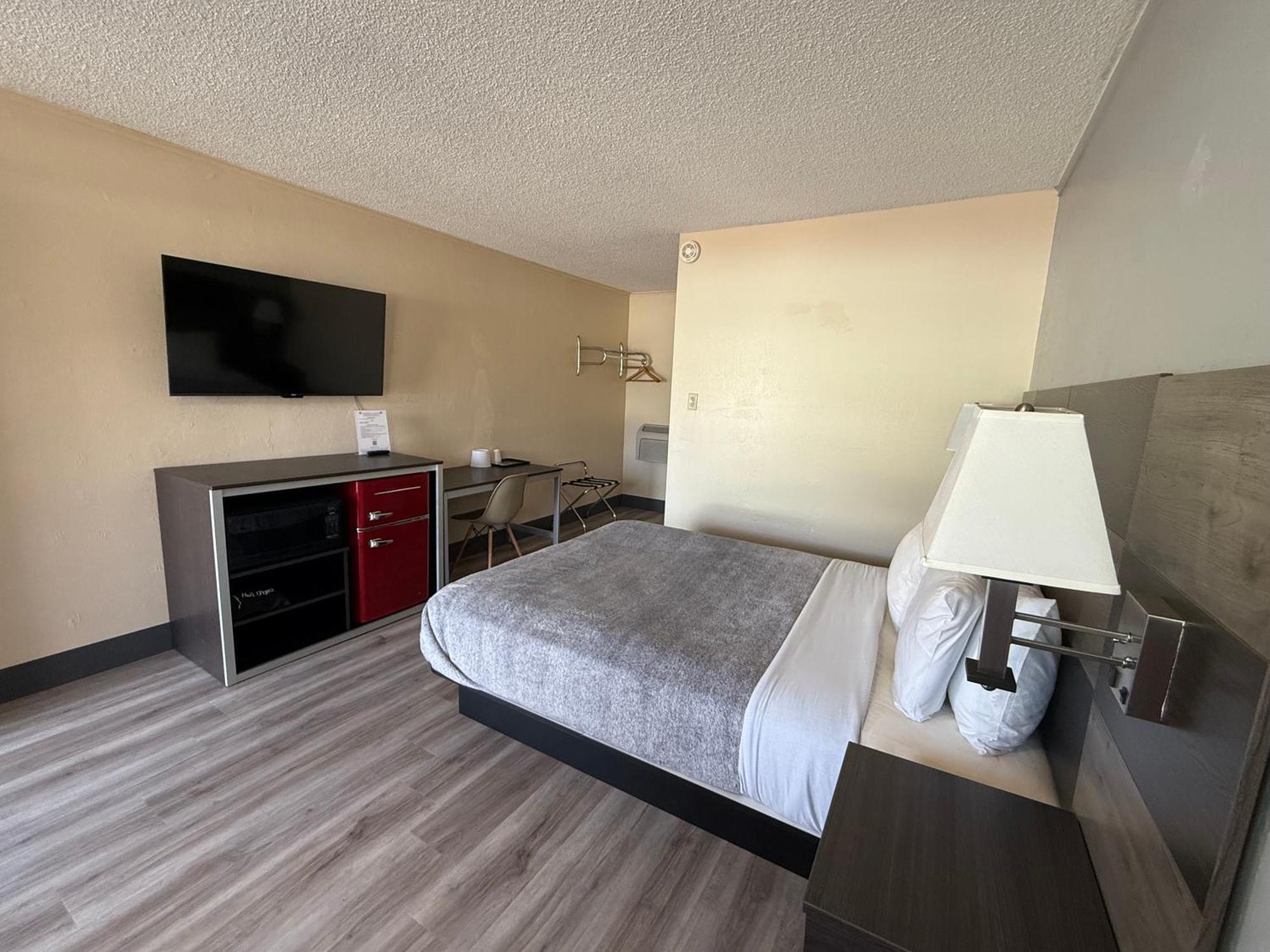 Pine Needles Inn Mount Shasta Εξωτερικό φωτογραφία
